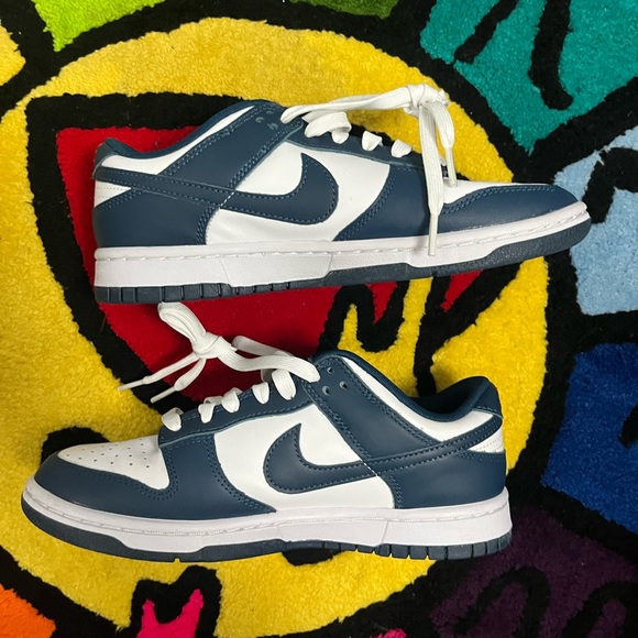 Nike dunks - Picture 2 of 6